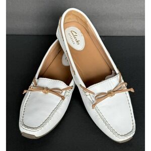 Vintage Clarks Artisan Dunbar 14885 White Slip On Driving Moc Flats Women 6.5